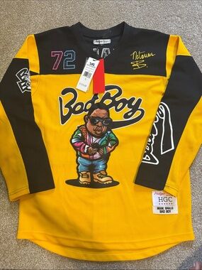 Nostalgia Yellow & Black 'Bad Boy' Pullover jersey